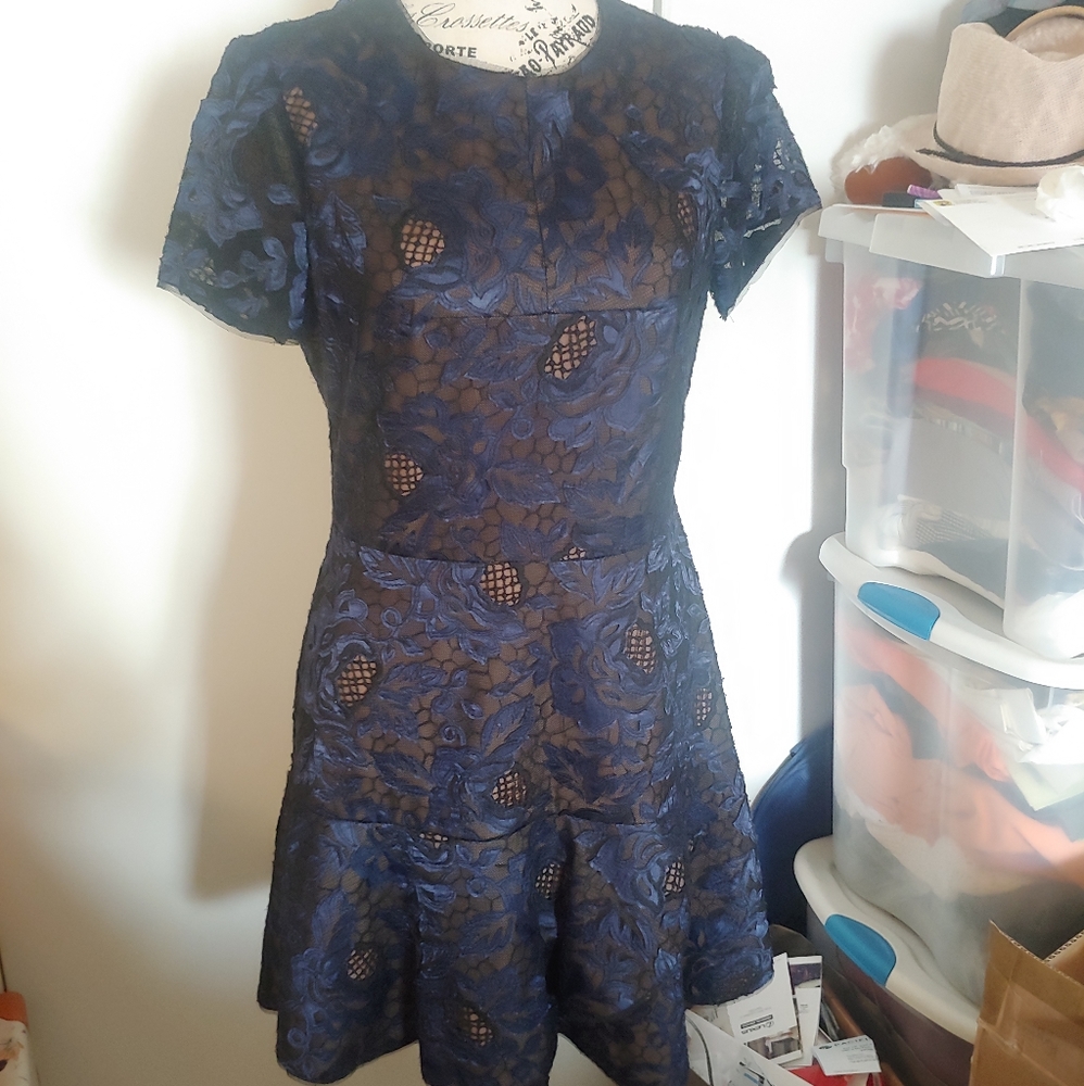 BCBG Black/Blue Lace Diamond Open Back Dress